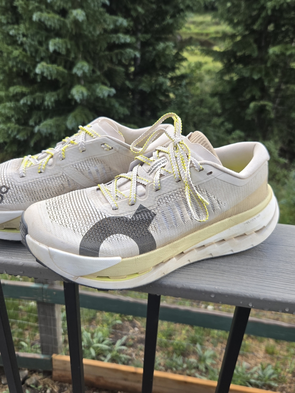 On Running Cloudswift Neutral Tone Running Shoes with Yellow Accents